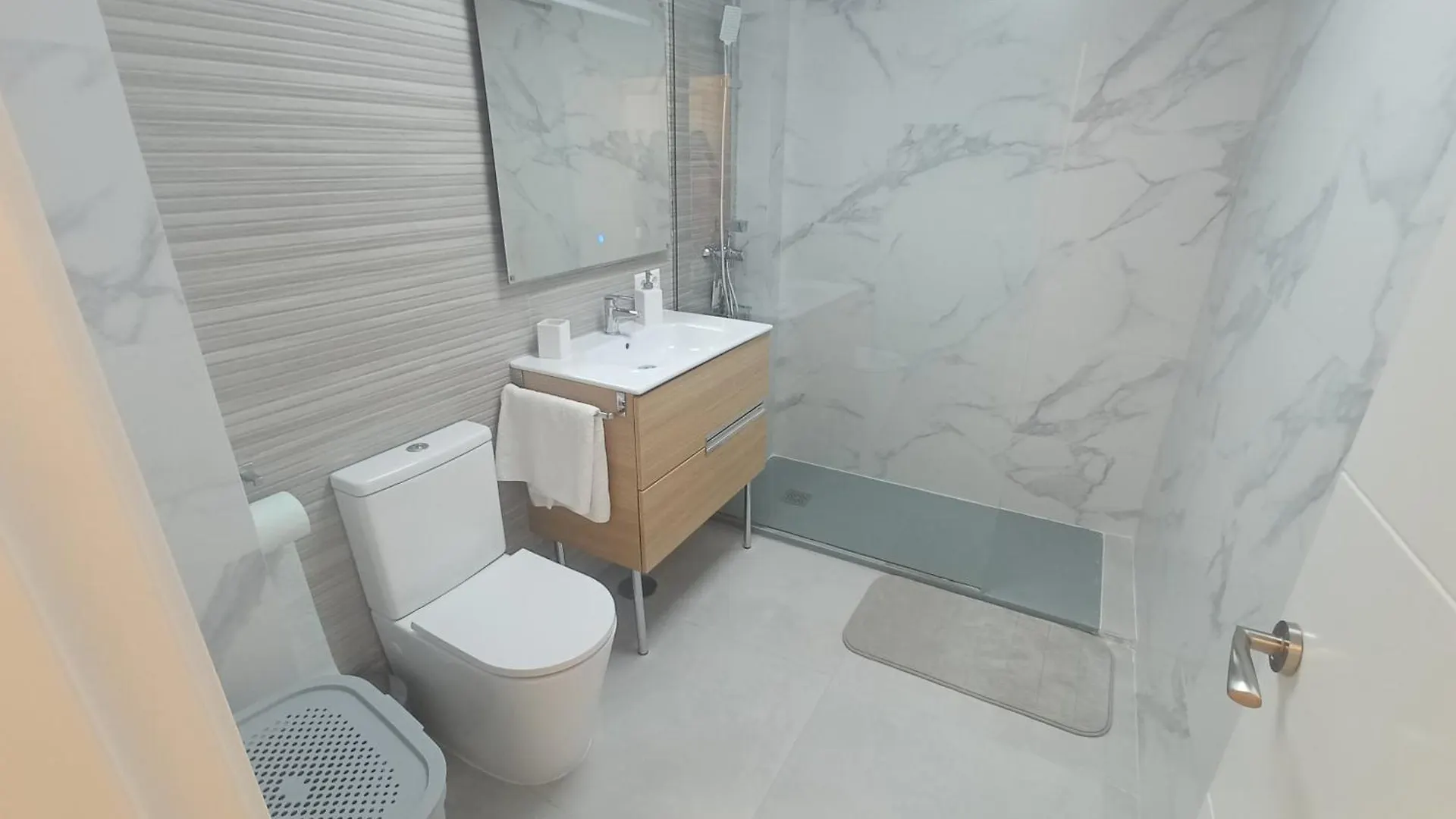 Apartamento Moderno Junto A Estacion De Tren Cordoba